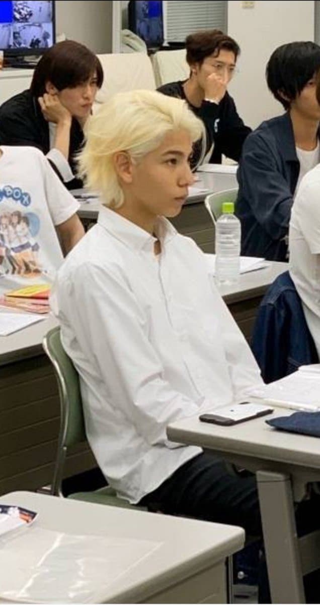 ラウールの学歴を徹底解説！早稲田大学・堀越高校出身の秀才アイドルの経歴