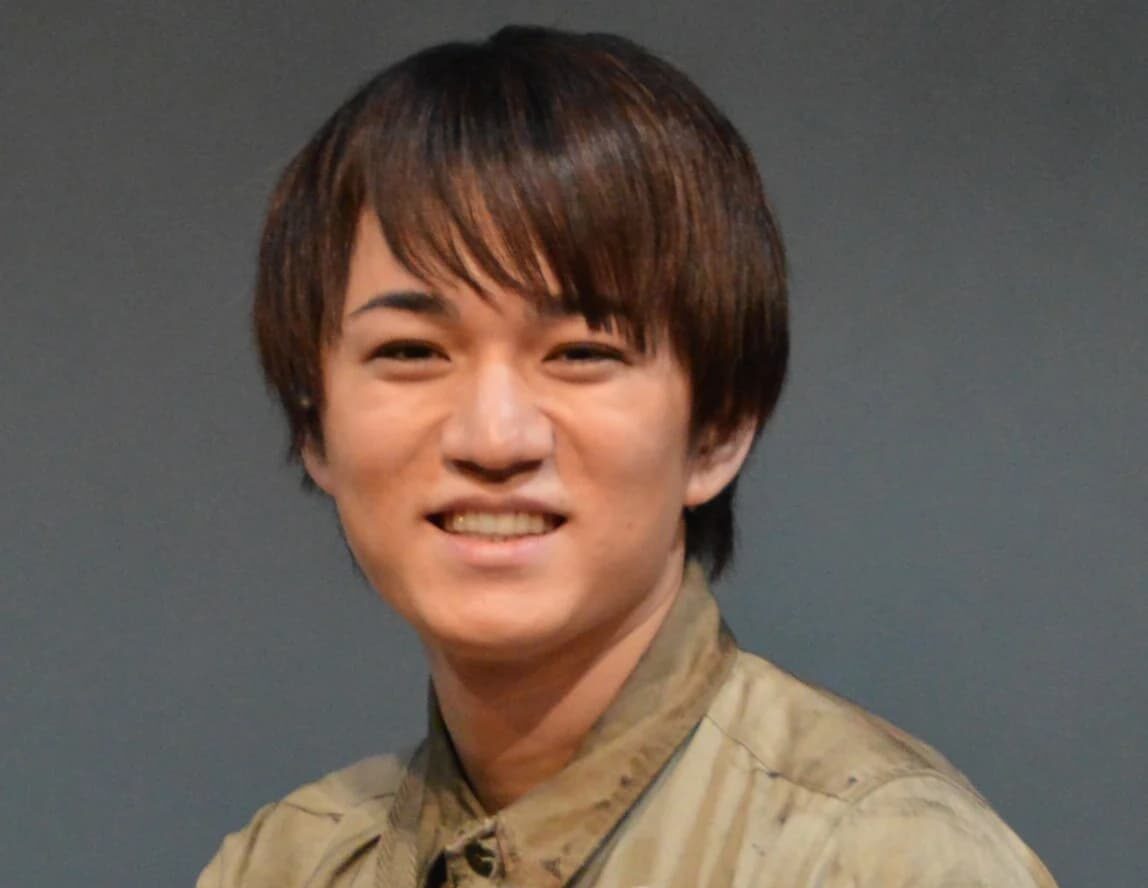 神山智洋の学歴を徹底解説！宝塚市立安倉中学出身、高校は不明も大学進学せず、母子家庭5人兄弟の真ん中で育ちデビュー挫折を乗り越えた軌跡